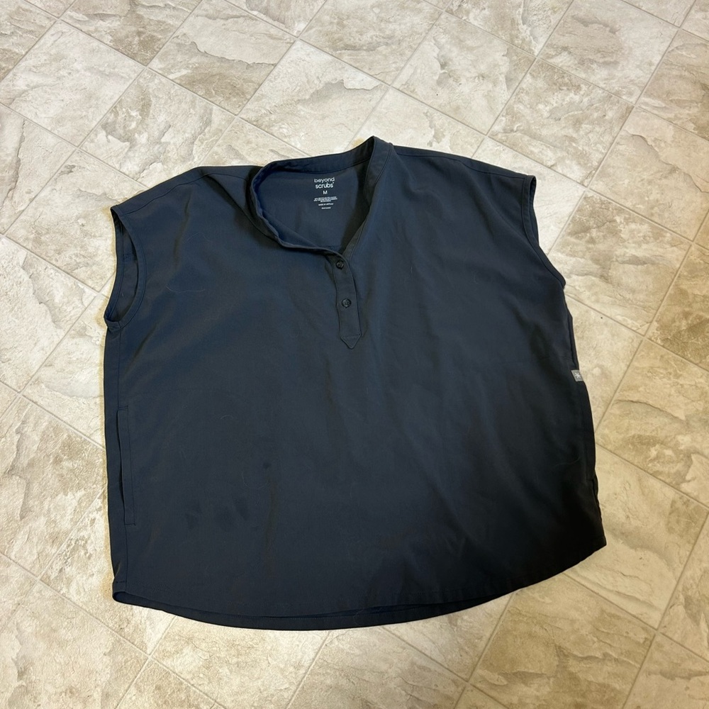 Beyond Scrubs Grey Scrub Set